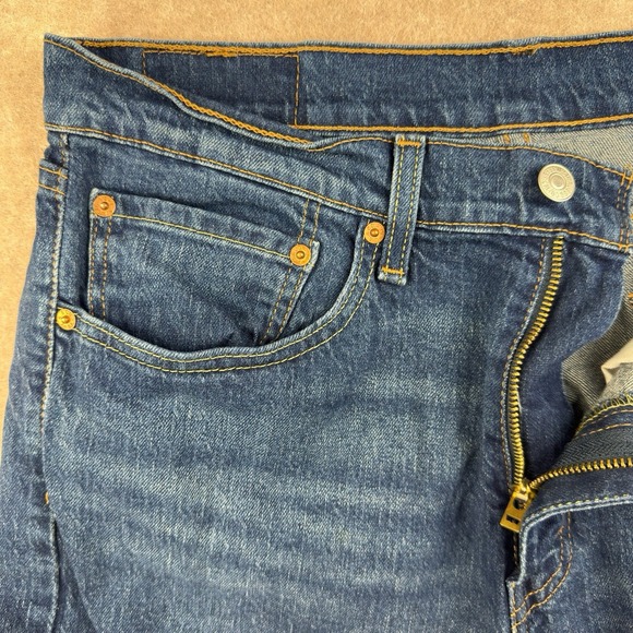 Levi's 505 Jeans Men 34x30 Blue Denim Straight‎ Leg Regular Fit Mid Rise Zip Fly - Picture 3 of 10